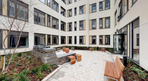For Students Only Ensuite Bedrooms with Shared Kitchen and 2 Bed Apartments at Crown Place in Cardiff